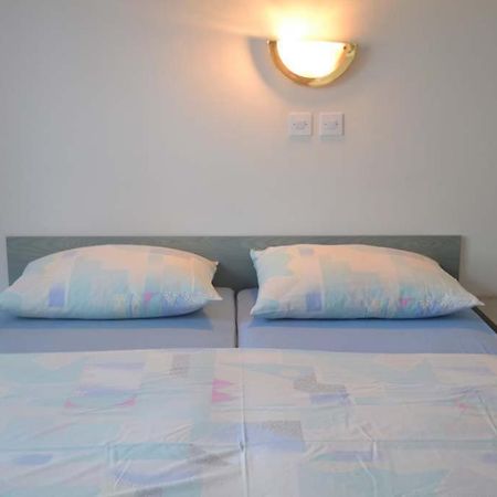 Apartments Jasna And Mirko Лопар Екстериор снимка